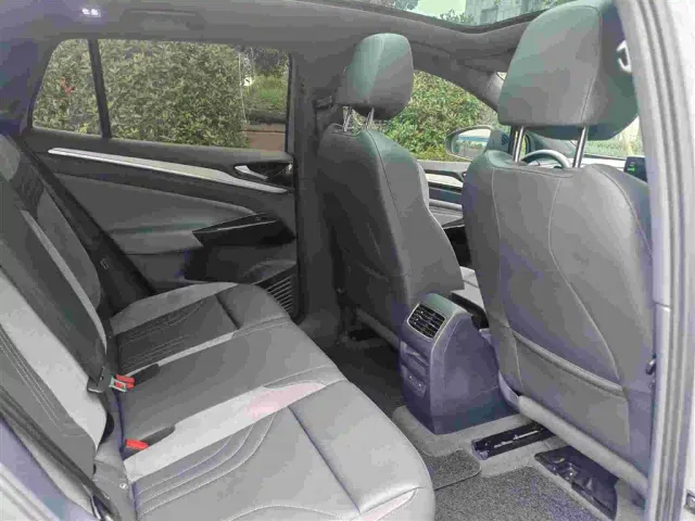 Volkswagen ID.4 Crozz — Фото автомобиля 10