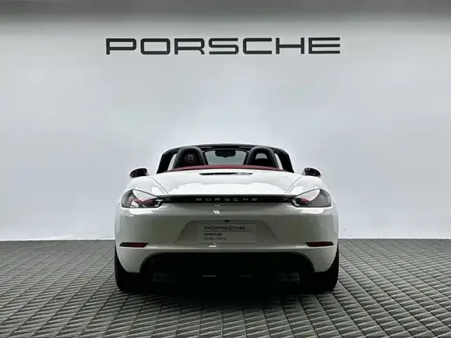 Porsche 718 — Фото автомобиля 5
