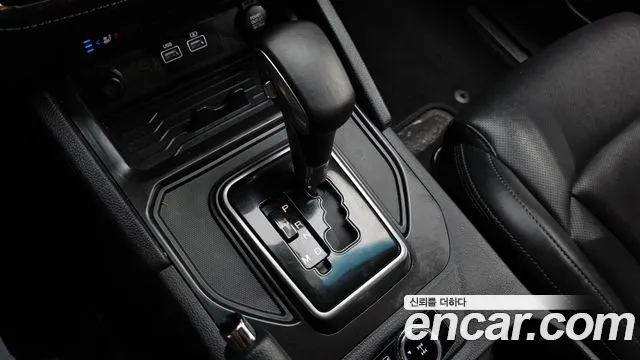 KG_Mobility_Ssangyong Rexton Новый Rexton Sport Дизель 2.2 4WD — Фото автомобиля 9