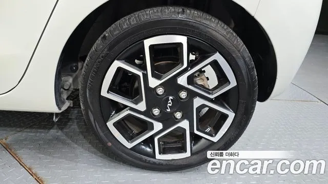 Kia RAY Новый Kia Ray Signature — Фото автомобиля 21