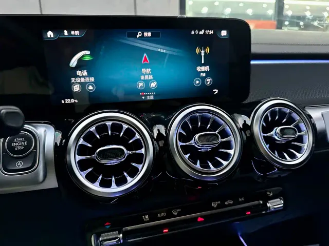 Mercedes-Benz GLB-Class — Фото автомобиля 15