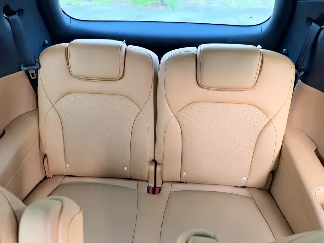 IM Motors LS8 — Фото автомобиля 15