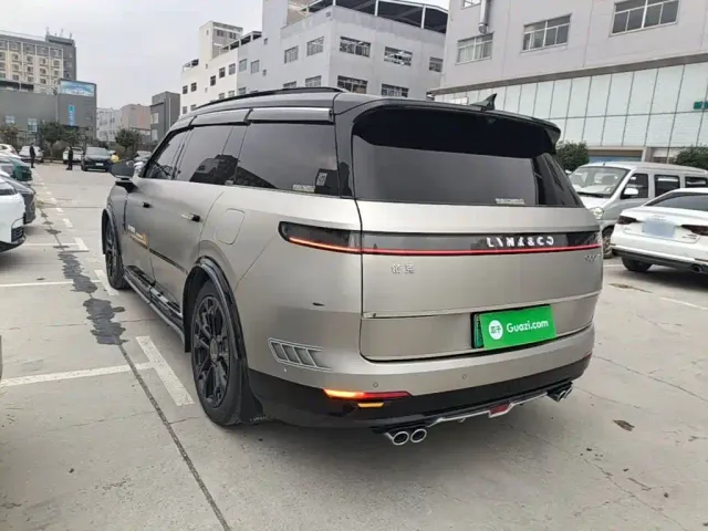 Lynk & Co 900 — Фото автомобиля 4
