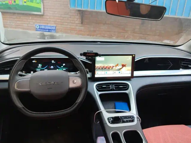 Geely Starry Wish — Фото автомобиля 12