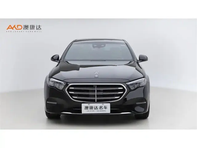 Mercedes-Benz E-Class — Фото автомобиля 2