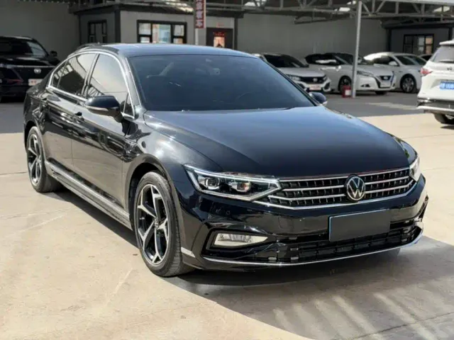 Volkswagen Magotan — Фото автомобиля 2