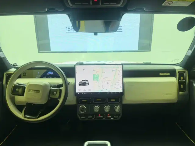 iCAR V23 — Фото автомобиля 9