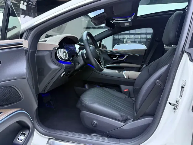 Mercedes-Benz EQS — Фото автомобиля 4