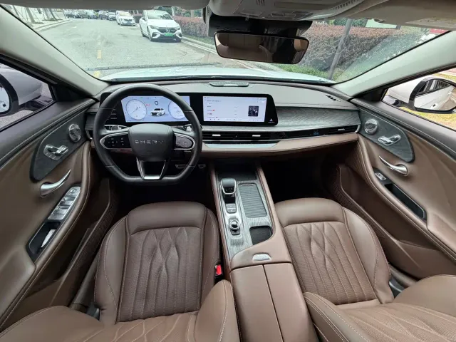 Chery Arrizo 8 — Фото автомобиля 8