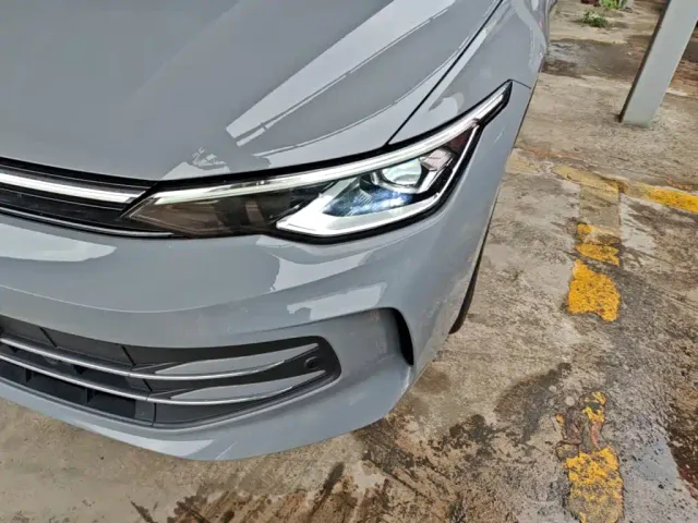 Volkswagen Golf — Фото автомобиля 23
