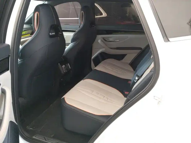BYD Song PLUS — Фото автомобиля 11