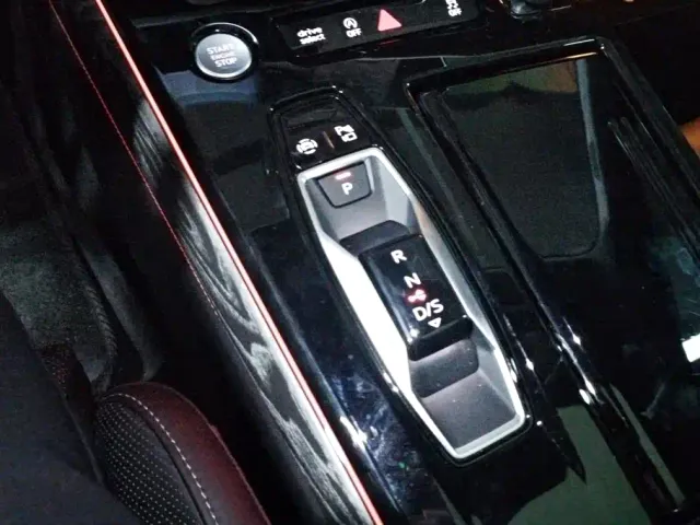 Audi A6L — Фото автомобиля 15