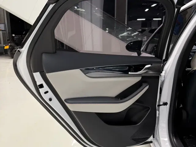 BYD Qin PLUS — Фото автомобиля 10