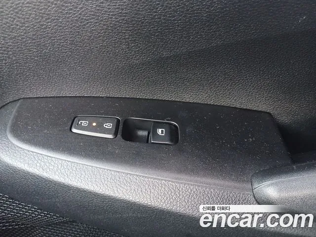 Kia Seltos — Фото автомобиля 17
