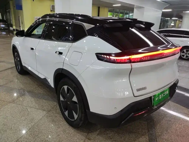 Dongfeng Fengshen L7 — Фото автомобиля 4