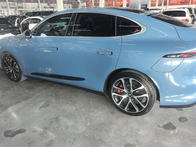 IM Motors LS6 — Фото автомобиля 2