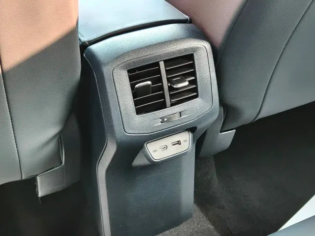 Volkswagen Tharu — Фото автомобиля 14