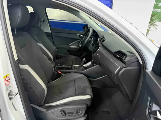 Audi Q3 — Фото автомобиля 19