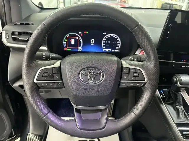 Toyota Granvia — Фото автомобиля 2
