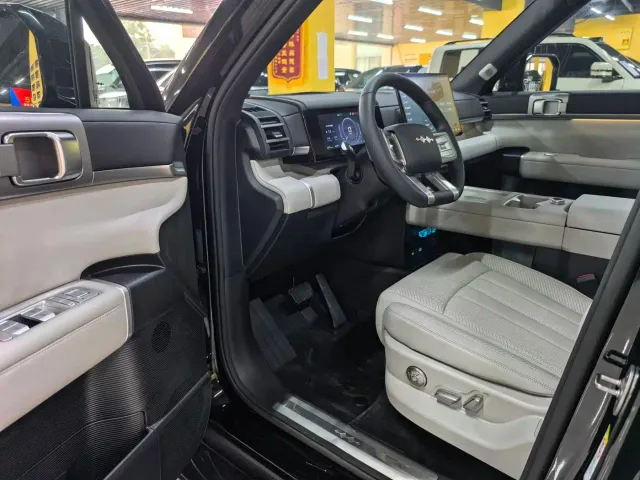 BYD FangChengBao Titanium 7 — Фото автомобиля 4