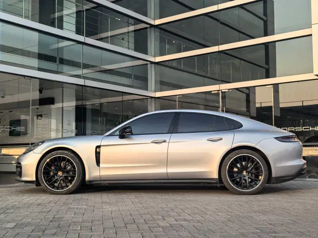 Porsche Panamera — Фото автомобиля 5