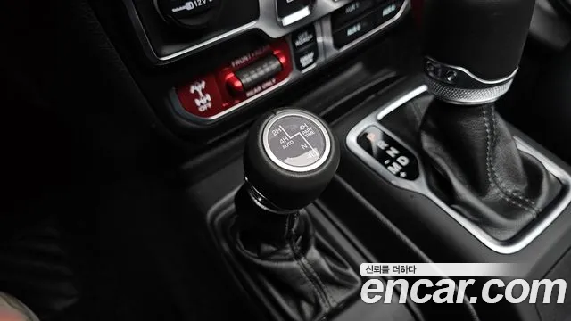 Jeep Wrangler Wrangler (JL) 2.0 Rubicon 2 двери — Фото автомобиля 18