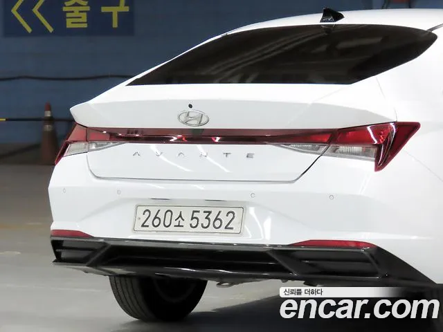 Hyundai Avante — Фото автомобиля 19