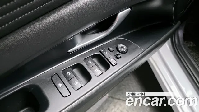 Hyundai AVANTE Avante (CN7) — Фото автомобиля 13
