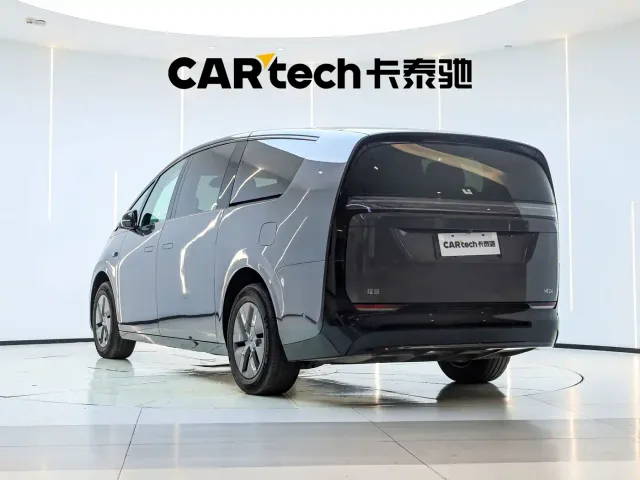 Li Auto MEGA — Фото автомобиля 5