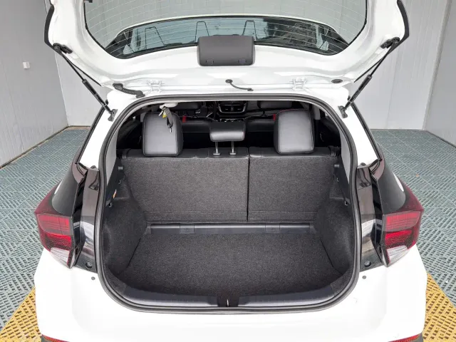 Toyota YARiS L Zhi Xuan — Фото автомобиля 20