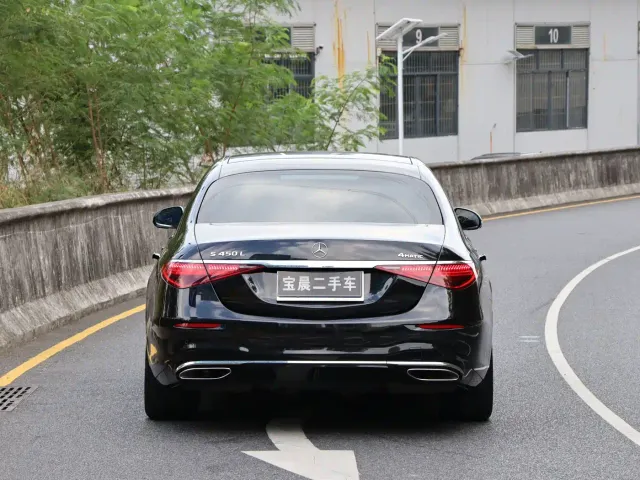 Mercedes-Benz S-Class — Фото автомобиля 5