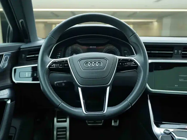 Audi A6L — Фото автомобиля 16