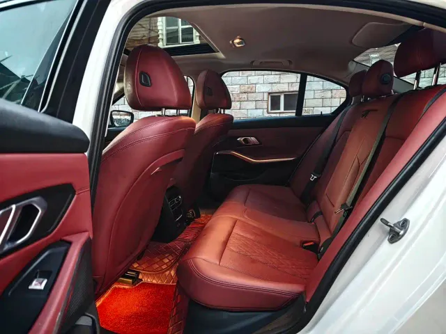 BMW 3 Series — Фото автомобиля 15
