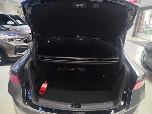 BYD Seal — Фото автомобиля 18