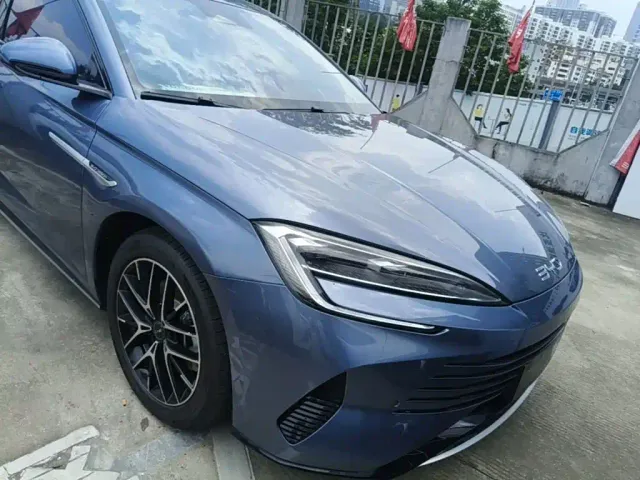 BYD Seal 07 DM-i — Фото автомобиля 3