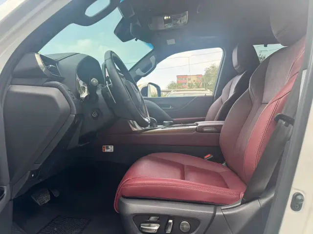 Lexus LX — Фото автомобиля 7