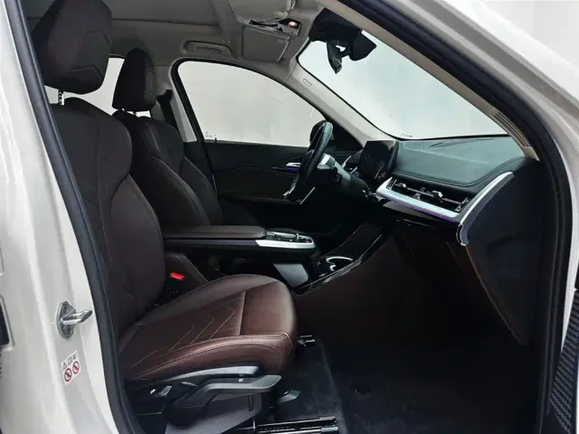 BMW X1 — Фото автомобиля 12