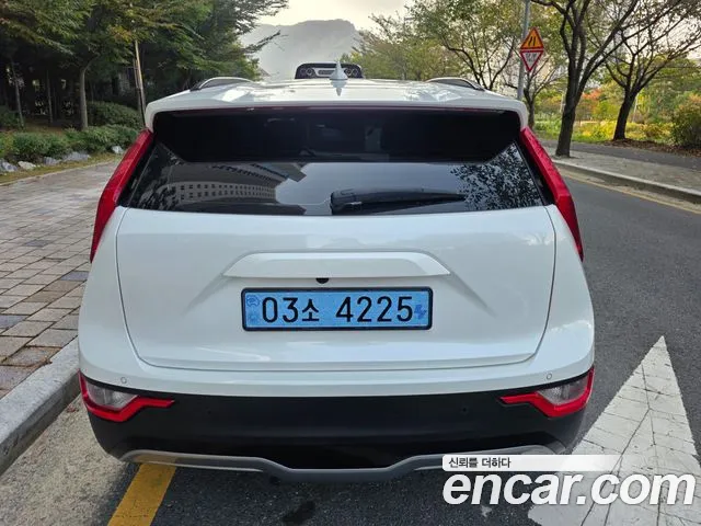 Kia Niro — Фото автомобиля 6