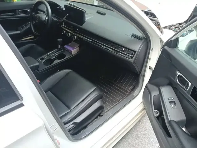 Honda Civic 2023 240TURBO CVT Sporty·C-Special Edition — Фото автомобиля 19