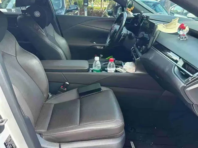 Lexus RX — Фото автомобиля 5