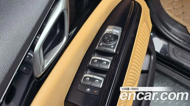 Kia Canival Carnival 4 поколение Дизель 9 мест Prestige — Фото автомобиля 5