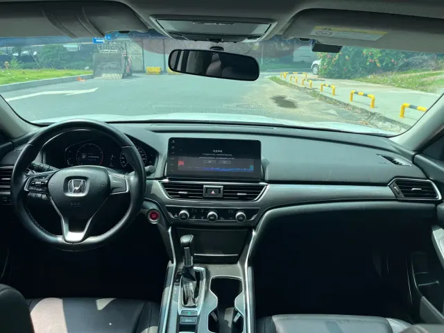 Honda Accord — Фото автомобиля 13