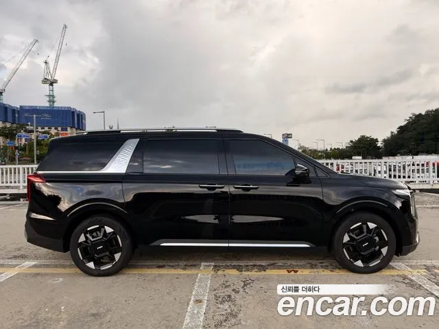 Kia Carnival Generation 4 — Фото автомобиля 14