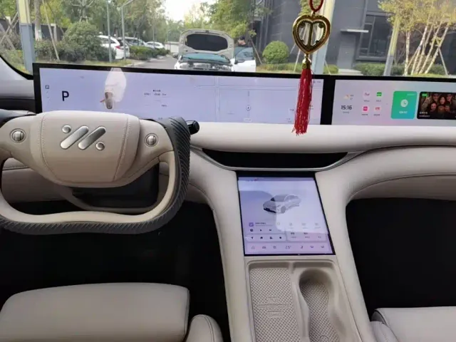 IM Motors LS6 — Фото автомобиля 5