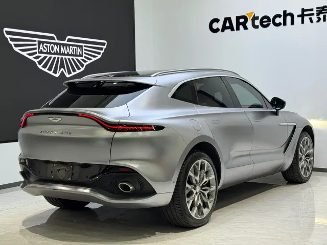 Aston Martin DBX — Фото автомобиля 4