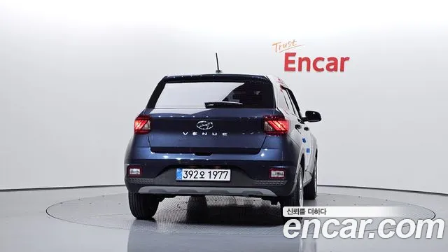 Hyundai Venue — Фото автомобиля 4