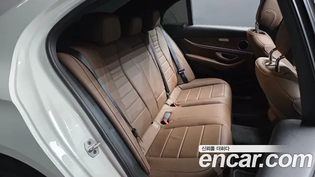 Mercedes-Benz E-Class W213 — Фото автомобиля 17