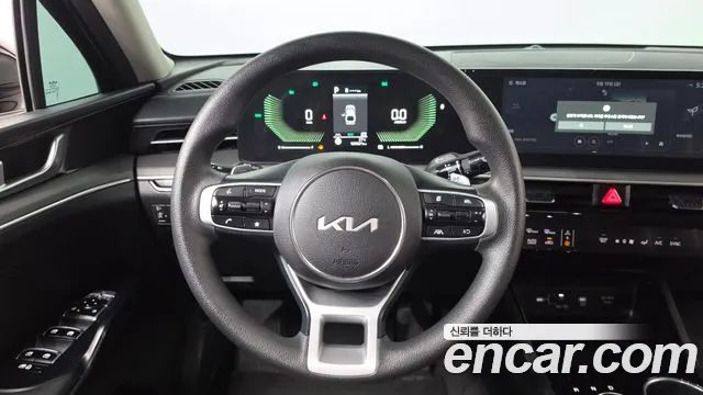 Kia K5 Prestige — Фото автомобиля 13