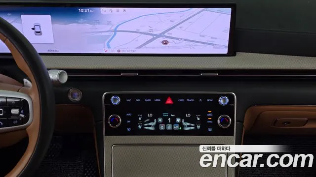 Genesis GV80 — Фото автомобиля 19