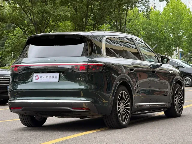 Aito M8 — Фото автомобиля 6